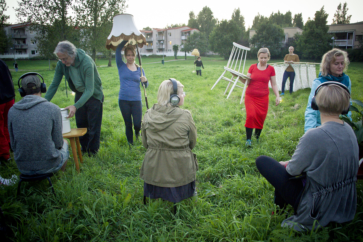 Jenni Koistinen: Kotimatkalla. Photo by Uupi Tirronen.