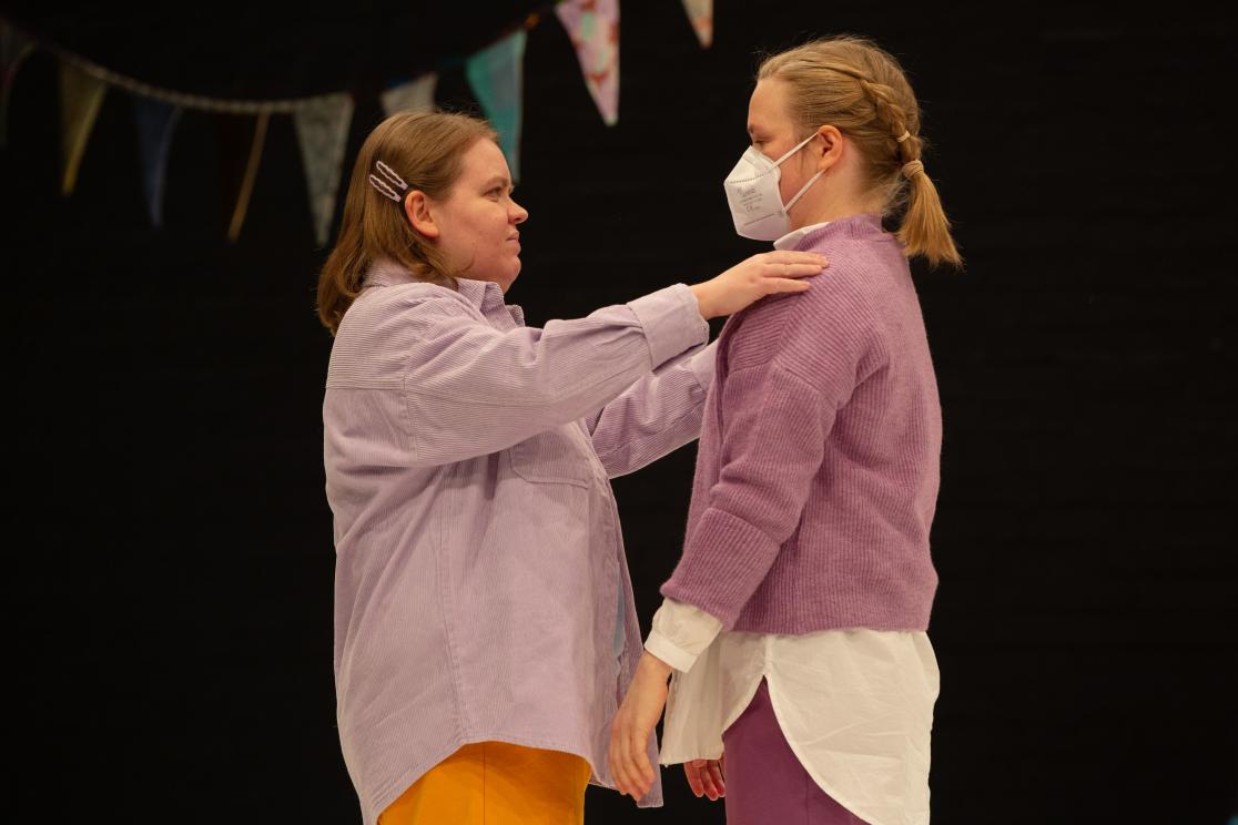 Two dancers on the stage