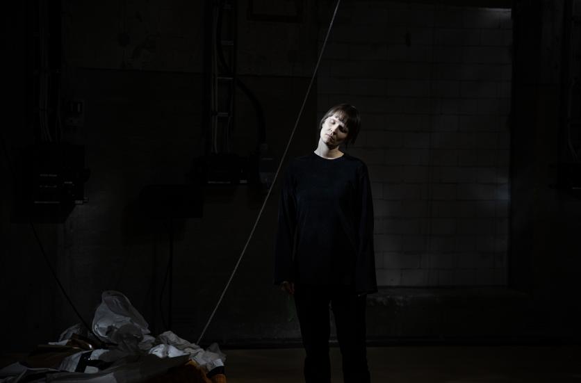 Photo: Venla Helenius Mira Kautto in the performance