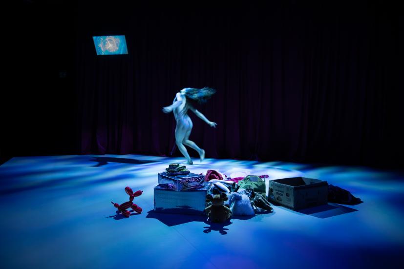 Photo: Sinem Kayacan / Zodiak Photo from the performance.