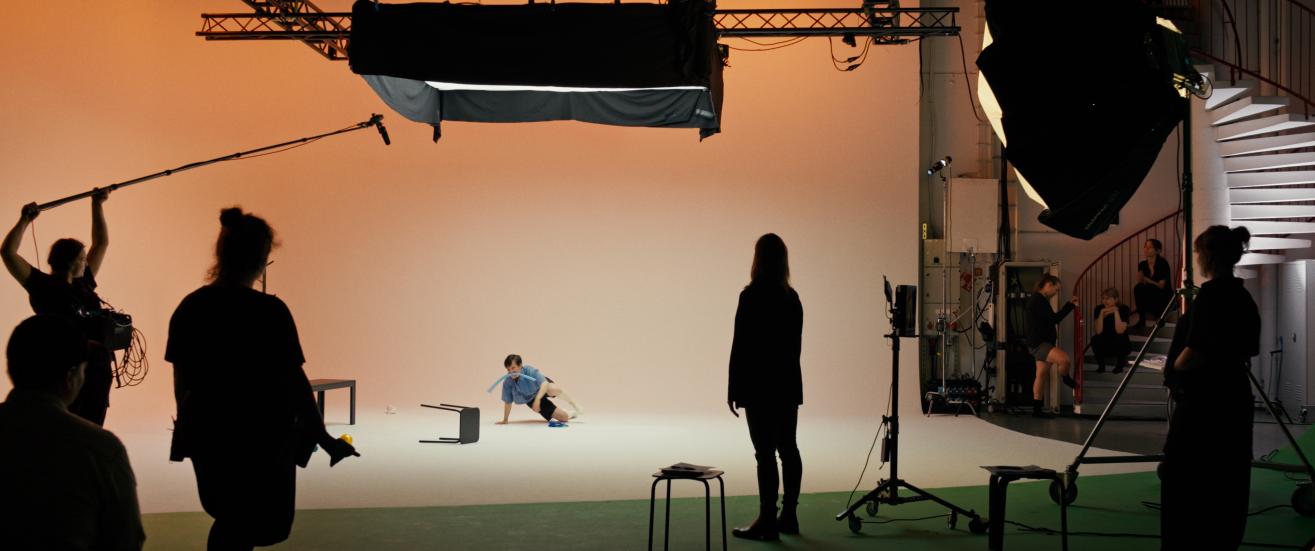 Pysäytyskuva elokuvasta Everything is Right Before