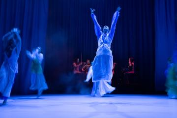 Performance photo