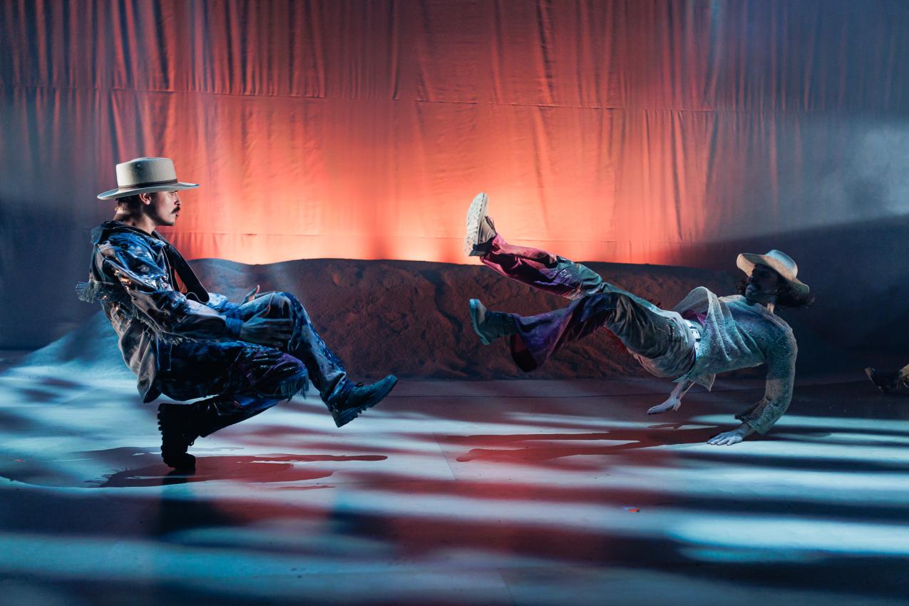 Sami Pajari and Wilhelm Blomberg in the performance