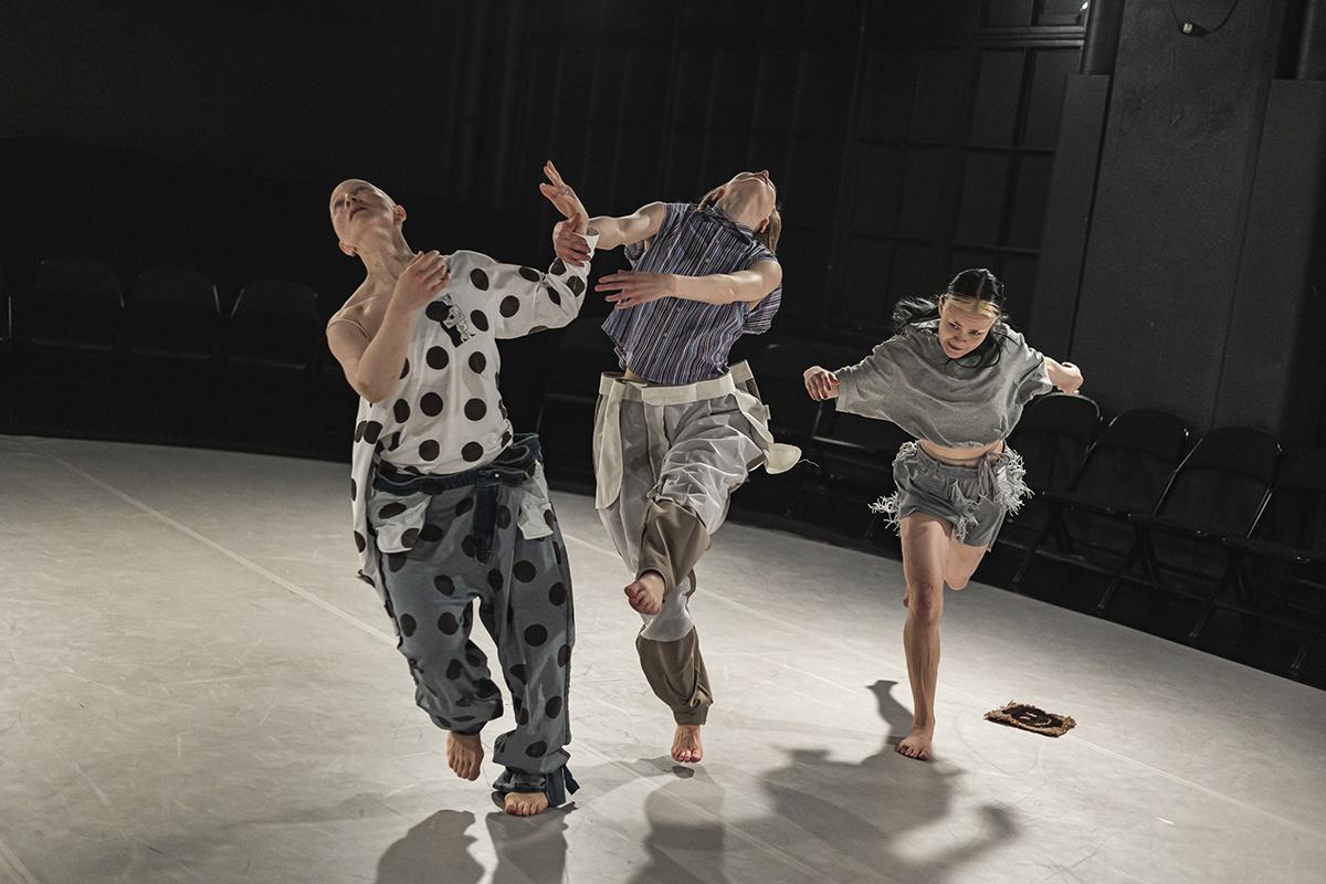 Performance photo