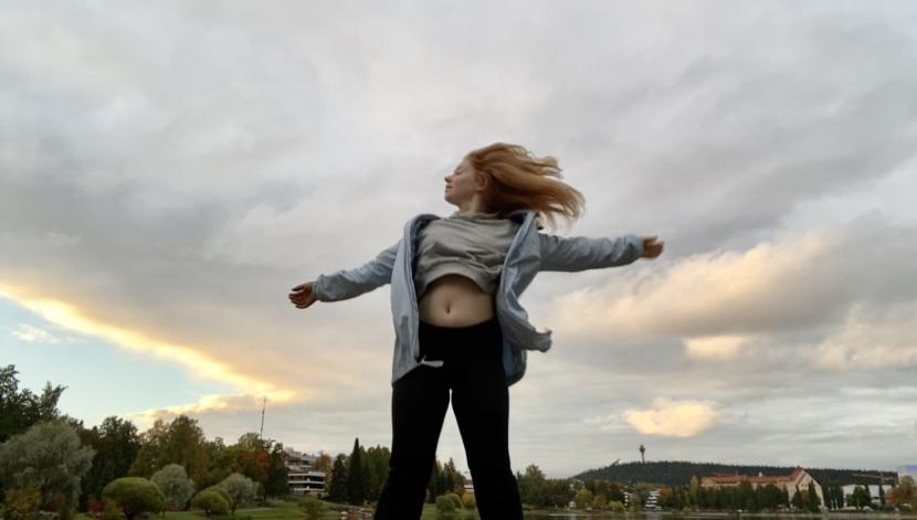 Sanni auringonlaskussa